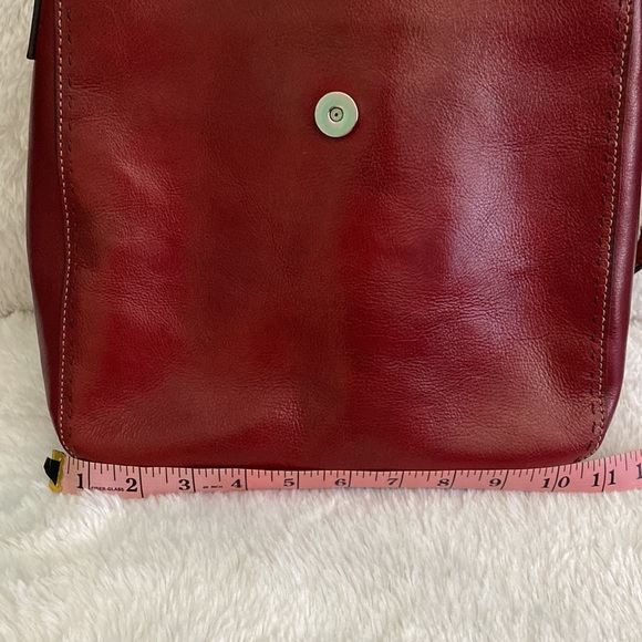 Fossil Red Leather Shoulder Bag - Picture 13 of 16